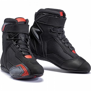 Agrius Circuit Evo Black / Red CE Ankle Waterproof 51092-0244 mc boots